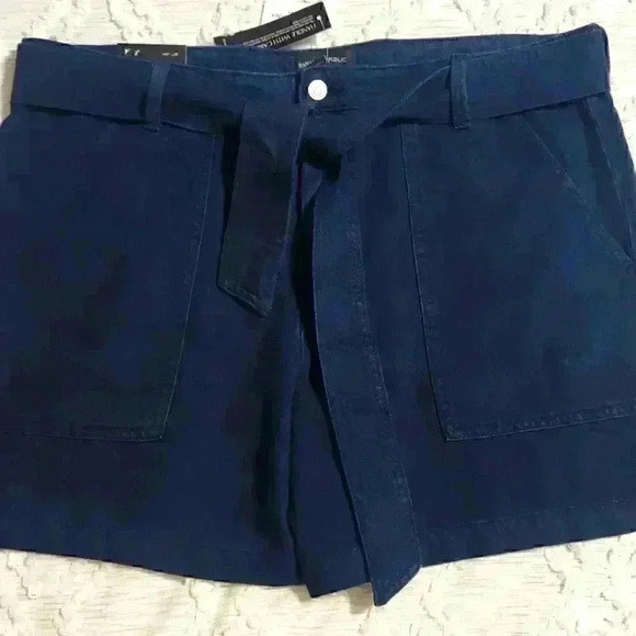 Banana Republic Denim Utility Short - Picture 6 of 6